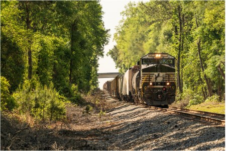 Norfolk Southern launches East Edge double-stack service connecting Chicago and New England